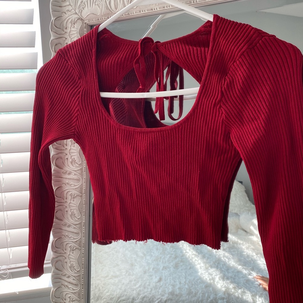 Cropped quarter sleeve shirt